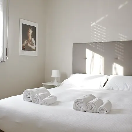 Leonardo Affittacamere Rho