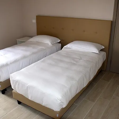 Leonardo Affittacamere Rho