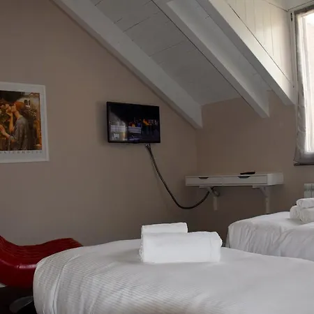 Leonardo Affittacamere Rho