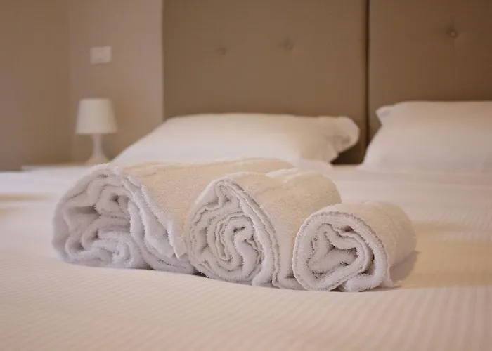 B ＆ B レオナルド ゲストハウス 3*