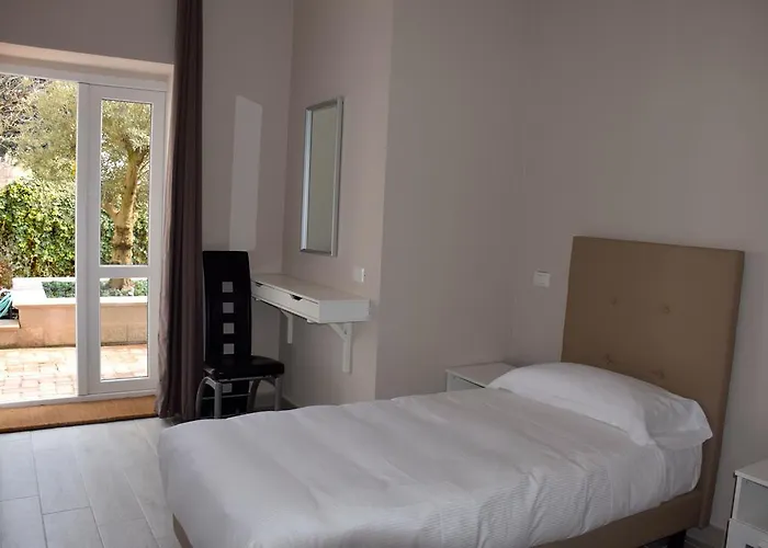 B ＆ B レオナルド 3*