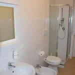 B ＆ B レオナルド