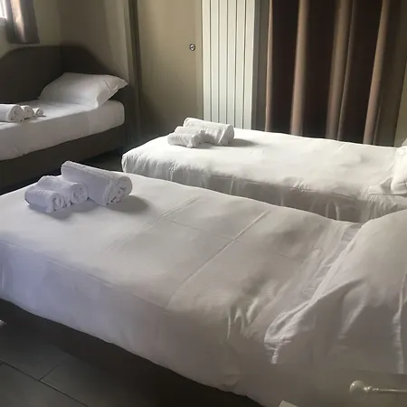 B ＆ B レオナルド ゲストハウス