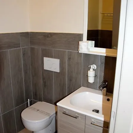 Pensjonat Leonardo Rho